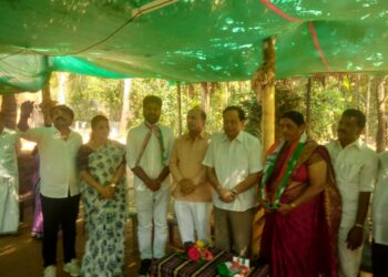 ಗ್ರಾಪಂ ಸದಸ್ಯೆ ಸುಮನ ಭಾಸ್ಕರ್, ಯುವ ಮುಖಂಡ ಕಿಶೋರ್ ‘ಅಮ್ಮ ಮಗ’ ಕಾಂಗ್ರೆಸ್ ಸೇರ್ಪಡೆ