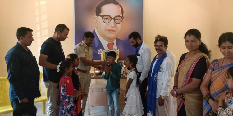 ಕಾಲ್ಪನಿಕ ದೇವರಿಗಿಂತ ಅತೀ ಹೆಚ್ಚು ಆರಾಧಿಸುವಂತ ವ್ಯಕ್ತಿತ್ವ ಡಾ.ಅಂಬೇಡ್ಕರ್ | ನಗರ ಪಿಎಸ್ಐ ರಮೇಶ್