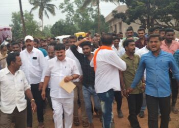 ಜೋಡೆತ್ತುಗಳಿಗೆ ಆರಗ ಠಕ್ಕರ್ | ಕ್ಷೇತ್ರದೆಲ್ಲೆಡೆ ಬಿರುಸಿನ ಓಡಾಟ | ಆದರೆ ತಲೆನೋವು ತಂದ ಕೆಳಹಂತದ ಮುಖಂಡರ ಅಸಮಧಾನ!